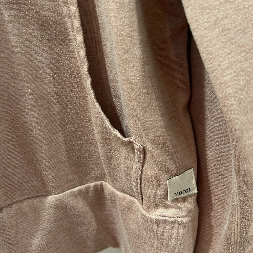 Vuori Performance Hoodie 2.0 - Women’s - Picture 2 of 3